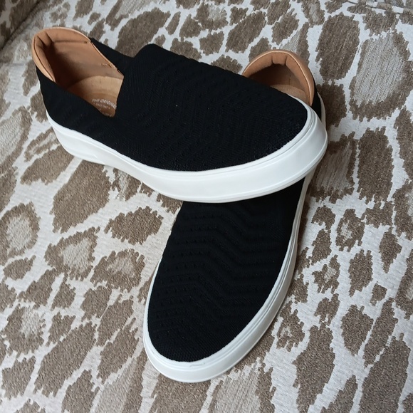 Black Dearfoam Comfort Slip-On Sneakers Sz 9 - Picture 2 of 4